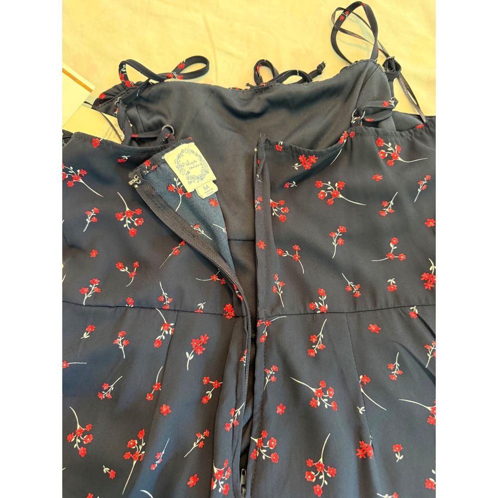 Francescas Navy Blue Red Floral Romper Adjustable Straps Smocked Back NWT - Picture 10 of 12